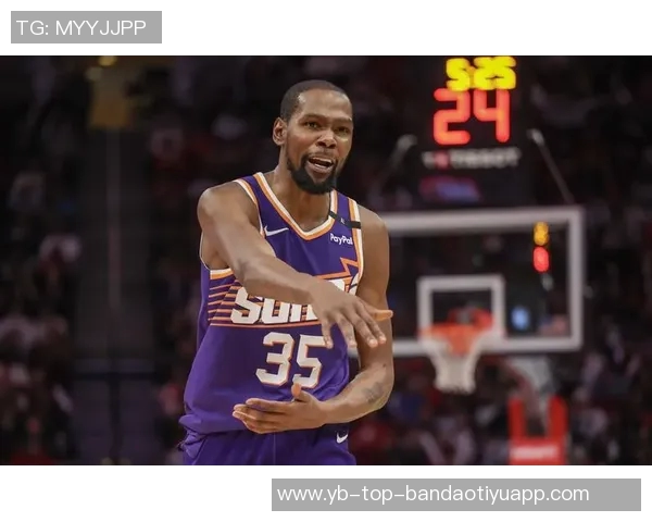 杜兰特坦言进攻表现不佳但坚信球队正在不断提升实力