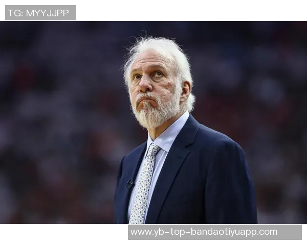 福克斯谈球队表现起伏关键在于如何面对逆境与挑战